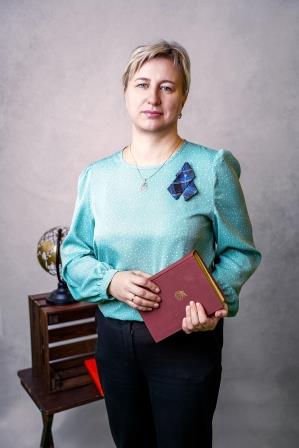 Чеверда Оксана Владимировна.